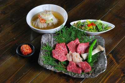 大同門 阪急三番街店