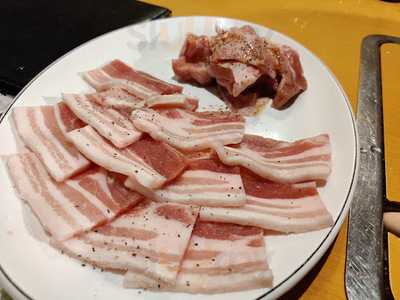 サムギョプサルと鍋専門店 絆