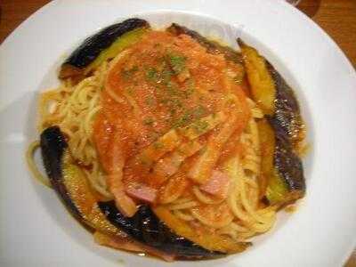 ラパウザ 茶屋町店