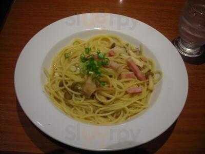 ラパウザ 茶屋町店