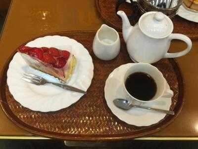 洋菓子のサフラン 寺田町店