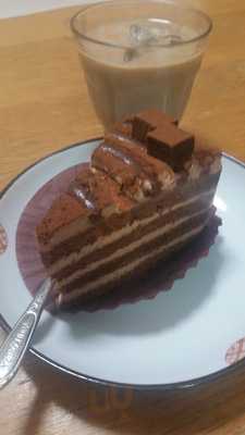 洋菓子のサフラン 寺田町店