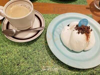 生クリーム専門店ミルクカフェなんばウォーク店