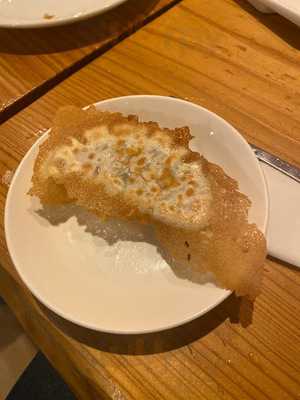 炭焼ごちそうバルぴたり　心斎橋店