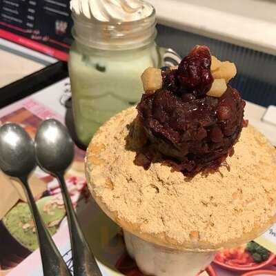 Dessert Cafe 雪のはな 心斎橋店