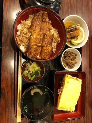 うなぎ料理専門店 うな茂 博労町店