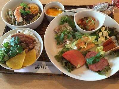 カフェレストりん