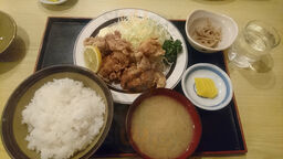 らくや食堂