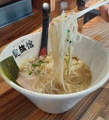 堺ラーメン 塩専門 龍旗信 大阪なんば店