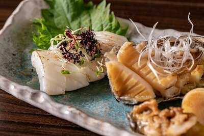 Teppanとワインと蕎麦 つなぐ