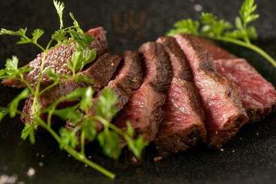 Teppanとワインと蕎麦 つなぐ