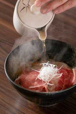 Teppanとワインと蕎麦 つなぐ