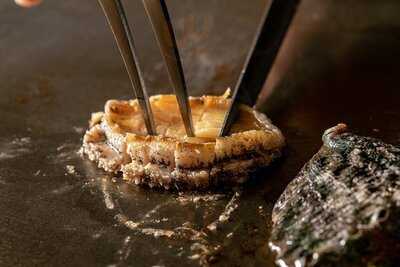 Teppanとワインと蕎麦 つなぐ