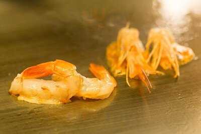 Teppanとワインと蕎麦 つなぐ