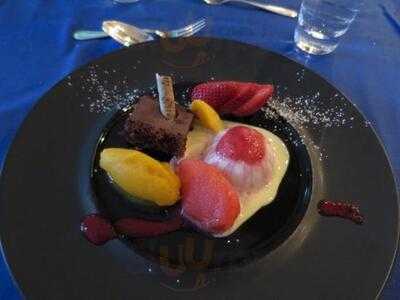 フランス料理 ブルジョン