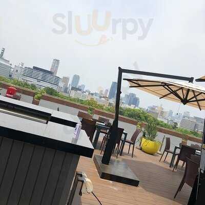 ブルーバーズ ルーフトップテラス