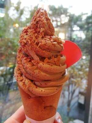 テオドー ティースタンド（theodor Teastand）