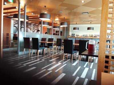 和献洋彩にんにん＆中華菜館桃莉