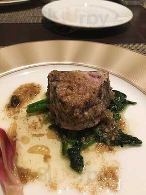 欧風料理、オーガニックワインの店wakana～和奏～