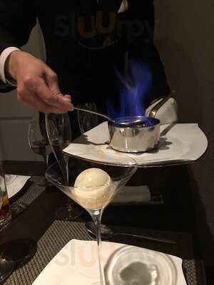 欧風料理、オーガニックワインの店wakana～和奏～