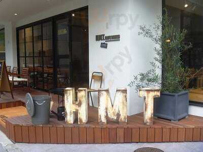 H.m.t. Cafe Dining