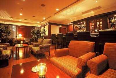 メインバー ダーレー