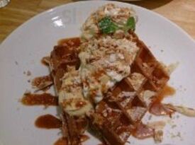 Honey Bee 河原町店