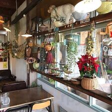 スローフードカフェ＆ハンドメイド雑貨 ホソウヤ