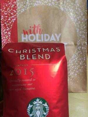 スターバックスコーヒー Lucua 1100 2階アトリウムガーデン店