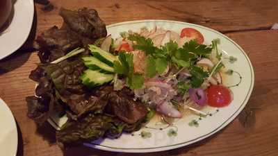 Thai Food Lounge Dee 心斎橋本店