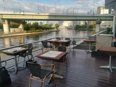 日本酒と季節を楽しむお店 北浜うらら