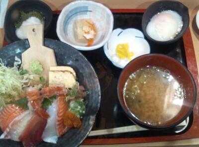 海鮮どんぶり太郎 堂島本店