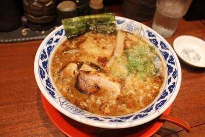 九州らーめん 亀王 十三駅前店