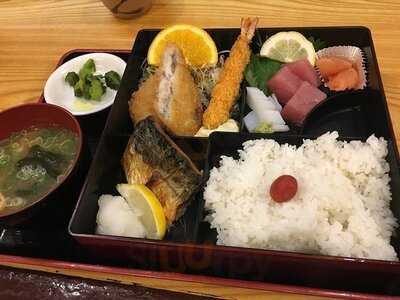 まどもあぜる 本町店