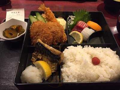 まどもあぜる 本町店