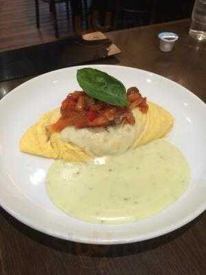 しゃぽーるーじゅ Hepナビオ店