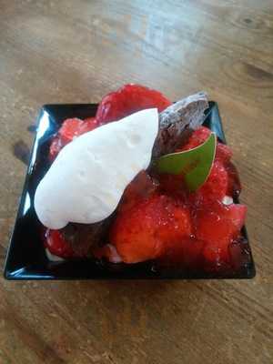 シャトレーゼ　左京岩倉店