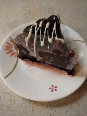 シャトレーゼ　左京岩倉店