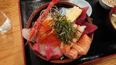 とっとり 岩山海 なんば店