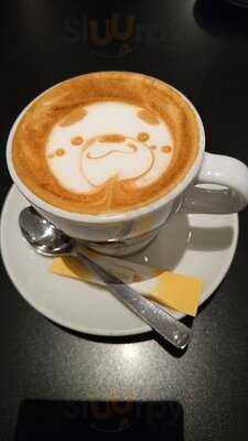 Shakers Cafe Lounge+ なんばcity店