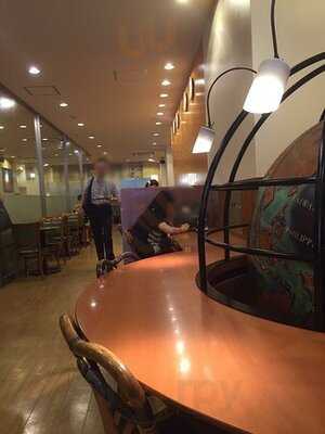 カフェ・ベローチェ 本町二丁目店