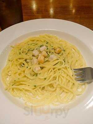 ラパウザ 心斎橋店