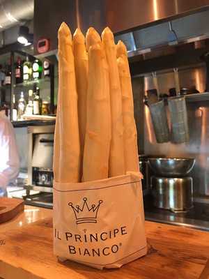 ピッコロモンド