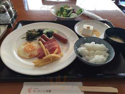 レストラン フローラ