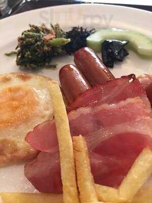 レストラン フローラ