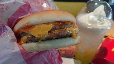 マクドナルド 五条桂店