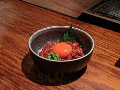 焼肉 しゃぶしゃぶ 串八 梅田