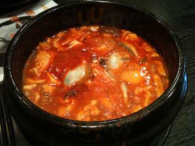 韓国創作料理 燦々亭 本町駅前店