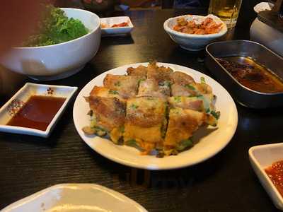 韓国創作料理 燦々亭 本町駅前店