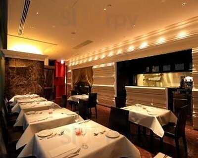 イタリア料理 アルファロ